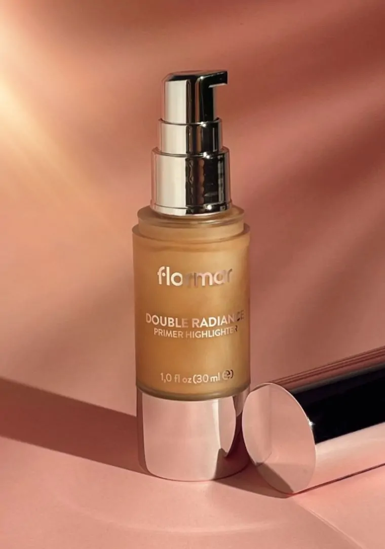 Double Radiance שימר נוזלי דאבל רדיאנס Double Radiance שימר נוזלי דאבל רדיאנס