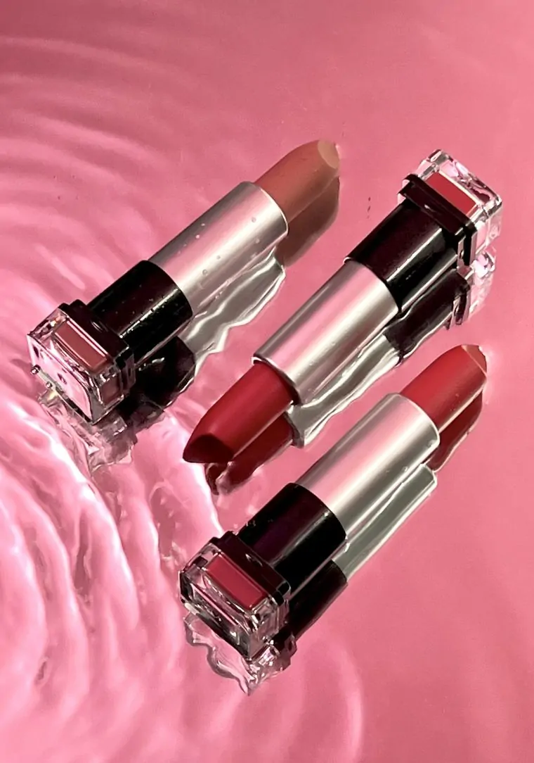 HD Weightless Matte Lips שפתון מאט HD
