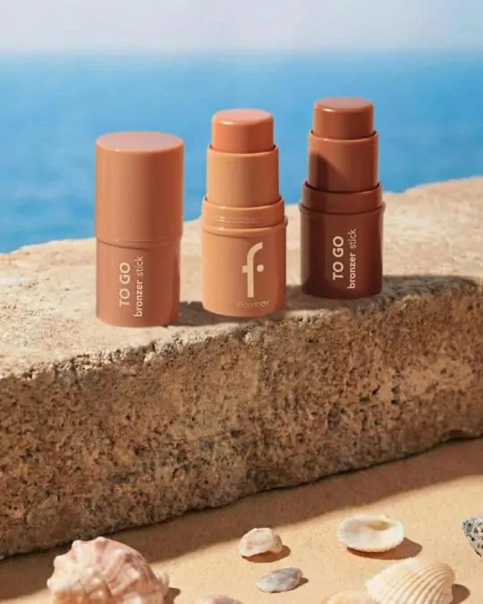 To Go Bronzer Stick קונטור סטיק