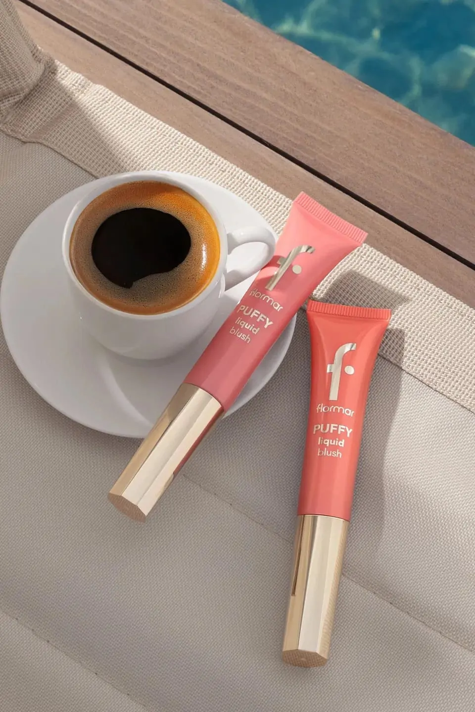 Puffy Liquid Blush סומק נוזלי Puffy Liquid Blush סומק נוזלי