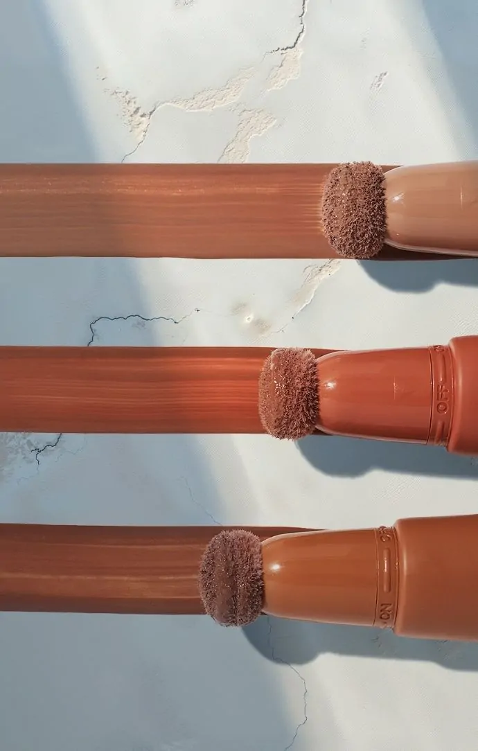 Puffy Liquid Contour קונטור נוזלי Puffy Liquid Contour קונטור נוזלי