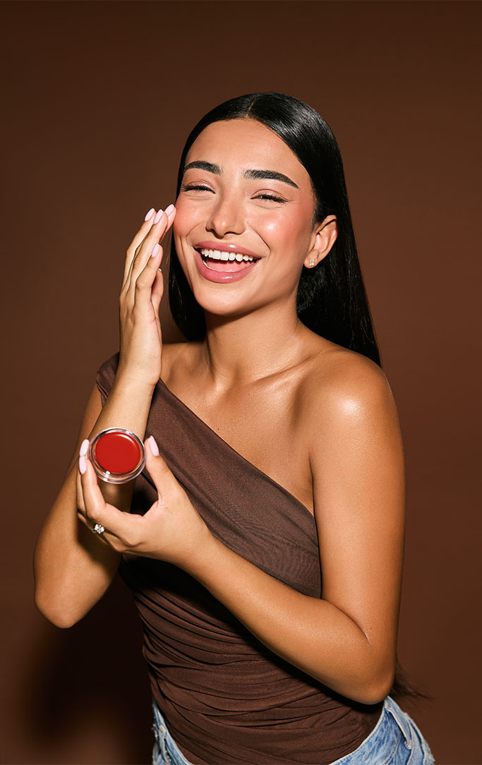 Latte Lip & Cheek Balm 002 Cinnamon Blend באלם מעושר בלחות לשפתיים ולחיים