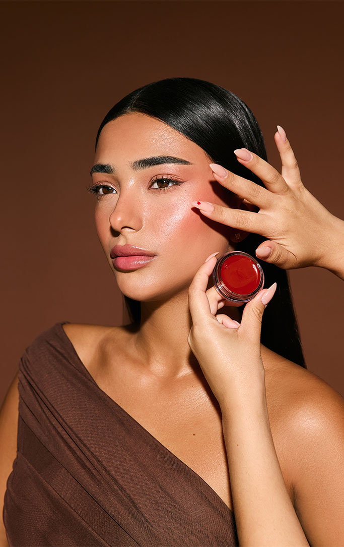 Latte Lip & Cheek Balm 002 Cinnamon Blend באלם מעושר בלחות לשפתיים ולחיים